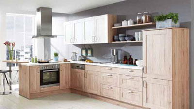 Funktionsküche mit Ansatztisch und Leonard-Geräten